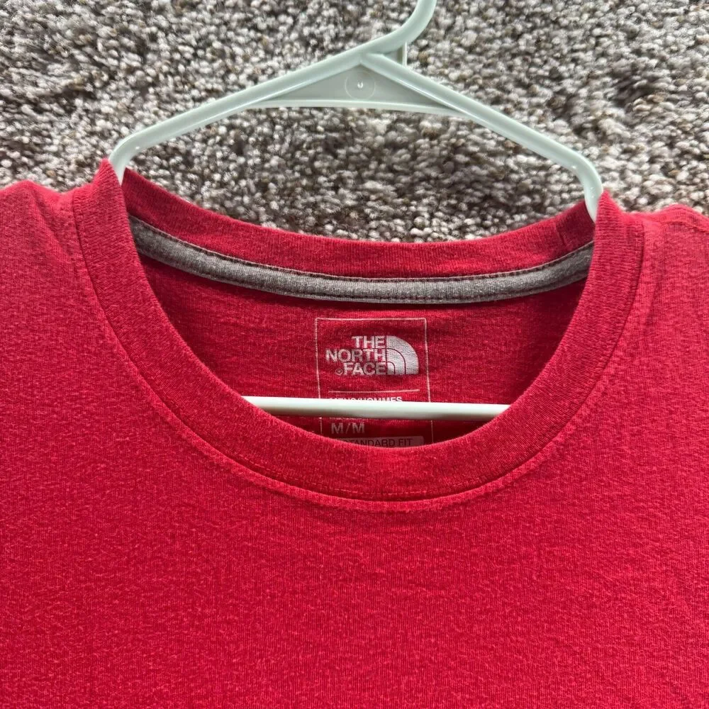 The‎ North Face Shirt Men Medium Red Crew Neck Standard Outdoors Hiking Cotton
